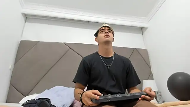 andrew colleman online show from 27, 10, 2025