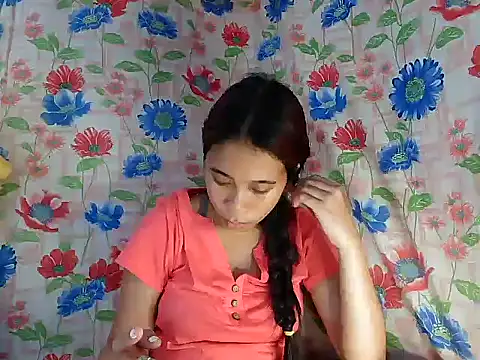 Snapshot of Pinay_Skinny18 chatting on 9, 9, 2025 Pinay Skinny18 online show from 9, 9, 2025