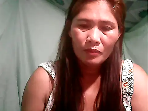 Snapshot of Juicy_69xx chatting on 8, 9, 2025 Juicy 69xx online show from 8, 9, 2025