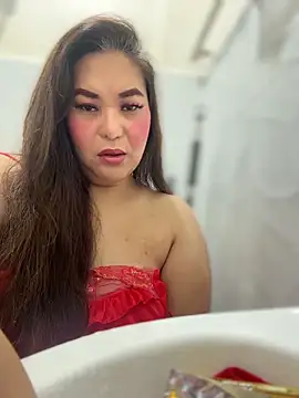 ashleygrahamts online show from 17, 10, 2025