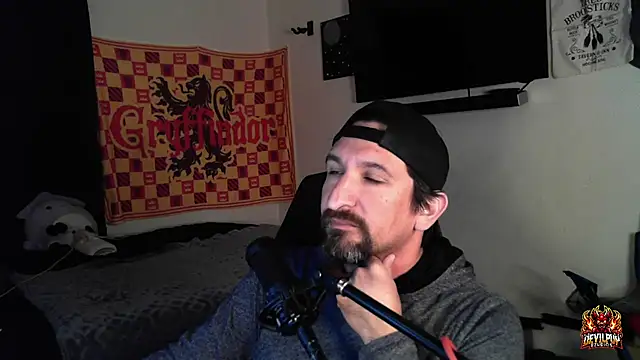 Snapshot of DevilPup75_ chatting on 27, 9, 2025 DevilPup75 online show from 27, 9, 2025