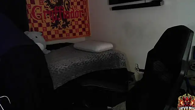 Snapshot of DevilPup75_ chatting on 27, 9, 2025 DevilPup75 online show from 27, 9, 2025