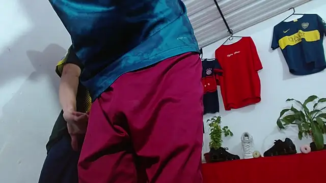 skinny23cm online show from 17, 3, 2026