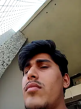 Snapshot of HarryChoudhary21 chatting on 1, 3, 2026 HarryChoudhary21 online show from 1, 3, 2026