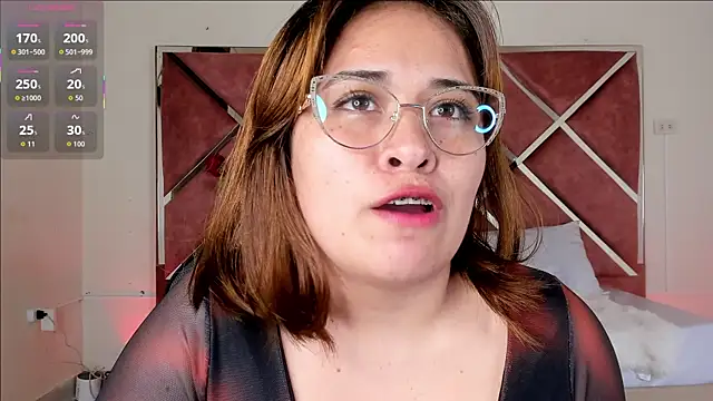 Snapshot of sara-lopez1 chatting on 22, 9, 2025 sara-lopez1 online show from 22, 9, 2025