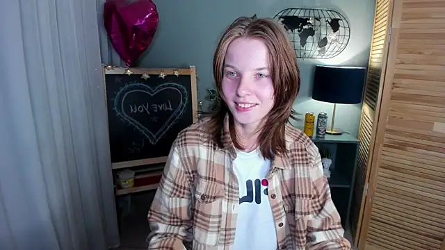 Madelaineses online show from 4, 10, 2025