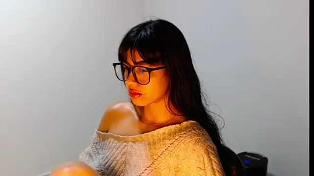 Snapshot of meganmiauu chatting on 5, 5, 2026 meganmiauu online show from 5, 5, 2026