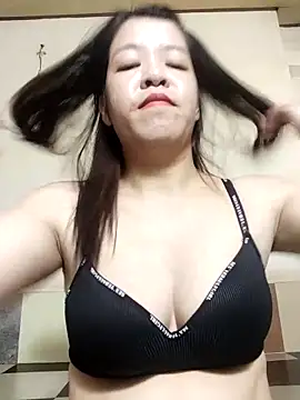 Sexy-sugertits20 online show from 12, 9, 2025