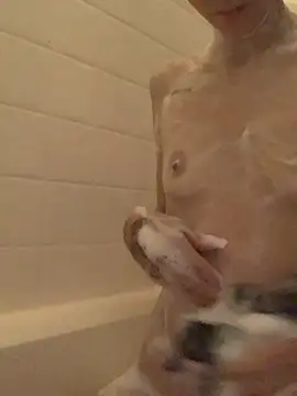 Snapshot of lovinlush chatting on 13, 3, 2026 lovinlush online show from 13, 3, 2026