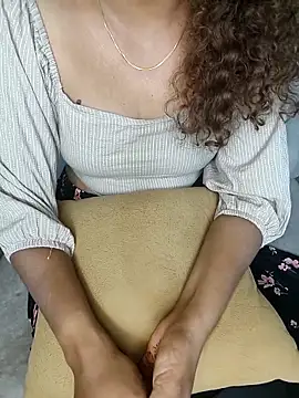 Tamilpallavi online show from 4, 3, 2026