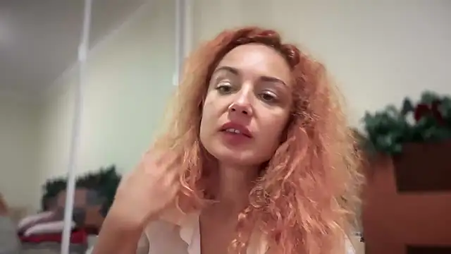 Reddgiirl online show from 28, 11, 2025