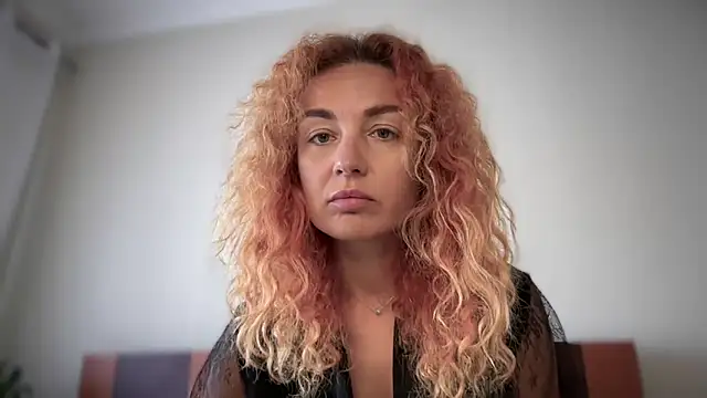 Reddgiirl online show from 31, 3, 2026