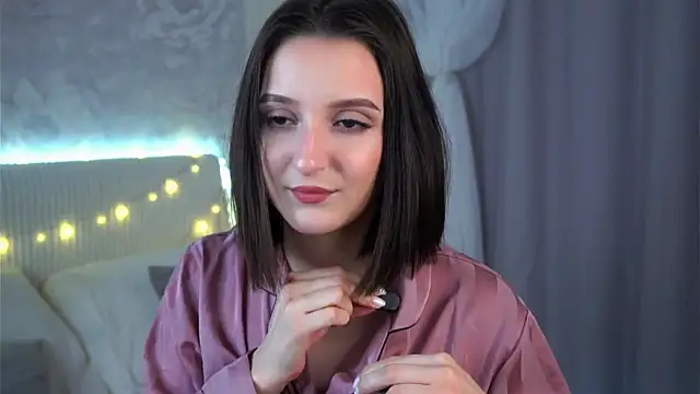 FalineBeacher online show from 10, 4, 2026