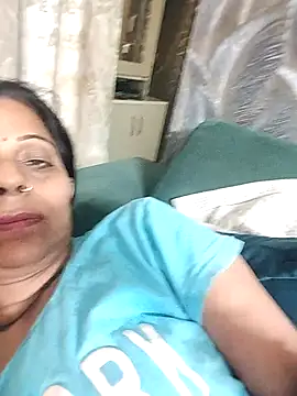 Snapshot of Soniya_Roy chatting on 3, 5, 2026 Soniya Roy online show from 3, 5, 2026