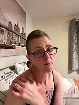 Curvy-Jinx online show from 23, 10, 2025