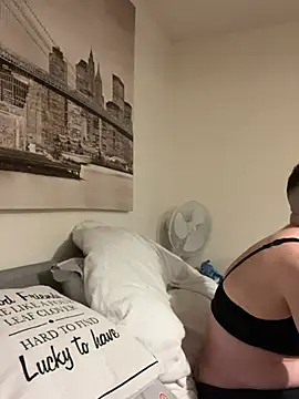 Curvy-Jinx online show from 10, 1, 2026