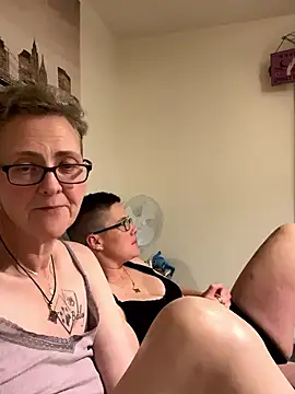 Curvy-Jinx online show from 15, 1, 2026