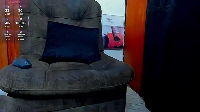  Dominikxxx  online show from 13, 4, 2026