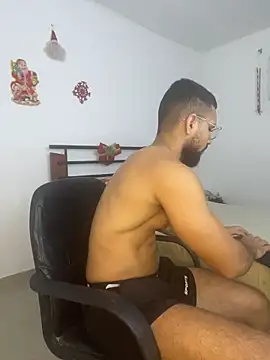 Snapshot of vincentjaxon chatting on 20, 12, 2025 vincentjaxon online show from 20, 12, 2025