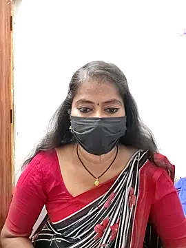 Snapshot of tamil_Sigappu_Roja chatting on 18, 7, 2026 tamil Sigappu Roja online show from 18, 7, 2026