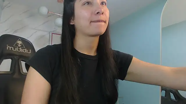 victoria hernandez t  online show from 6, 6, 2026