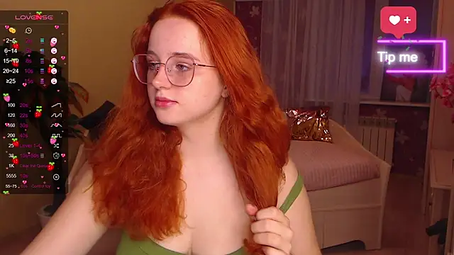 LunaSweet18 online show from 4, 10, 2025