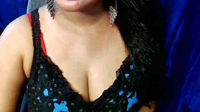 Snapshot of QUEEN_SAKHI- chatting on 19, 4, 2026 QUEEN SAKHI- online show from 19, 4, 2026