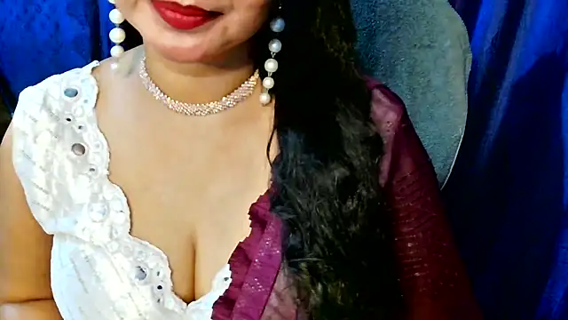 Snapshot of QUEEN_SAKHI- chatting on 20, 4, 2026 QUEEN SAKHI- online show from 20, 4, 2026