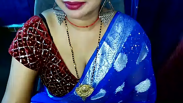 Snapshot of QUEEN_SAKHI- chatting on 22, 5, 2026 QUEEN SAKHI- online show from 22, 5, 2026