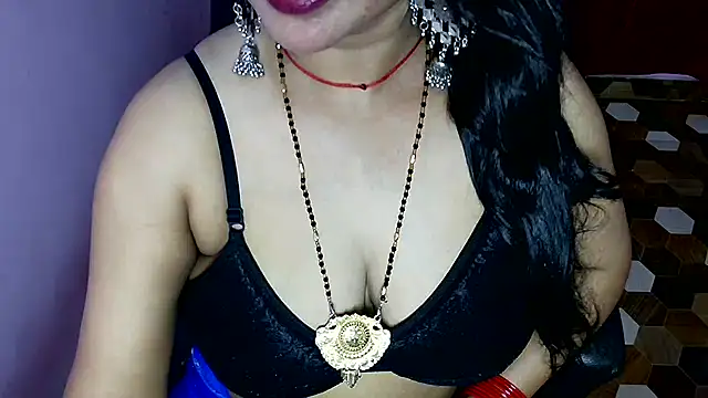 Snapshot of QUEEN_SAKHI- chatting on 4, 6, 2026 QUEEN SAKHI- online show from 4, 6, 2026