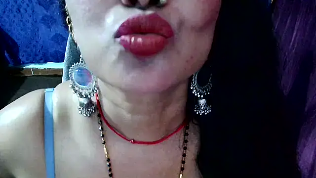 Snapshot of QUEEN_SAKHI- chatting on 6, 6, 2026 QUEEN SAKHI- online show from 6, 6, 2026