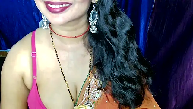 Snapshot of QUEEN_SAKHI- chatting on 10, 6, 2026 QUEEN SAKHI- online show from 10, 6, 2026