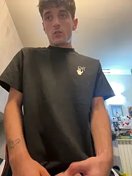 Snapshot of Thelouniost334___ chatting on 10, 9, 2025 Thelouniost334 online show from 10, 9, 2025