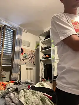 Snapshot of Thelouniost334___ chatting on 16, 9, 2025 Thelouniost334 online show from 16, 9, 2025