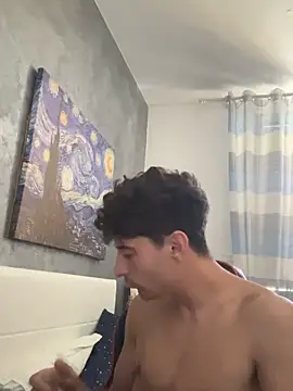 Snapshot of Thelouniost334___ chatting on 17, 9, 2025 Thelouniost334 online show from 17, 9, 2025