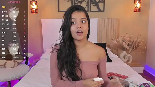 Camila Bustamante online show from 27, 11, 2025