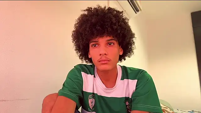 Max Rain online show from 30, 10, 2025