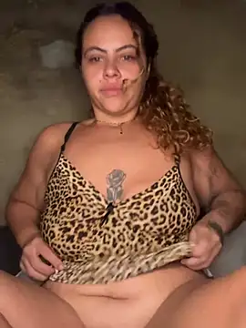 Snapshot of Chloe_Leaozinho chatting on 19, 5, 2026 Chloe Leaozinho online show from 19, 5, 2026