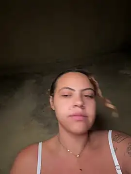 Snapshot of Chloe_Leaozinho chatting on 20, 5, 2026 Chloe Leaozinho online show from 20, 5, 2026