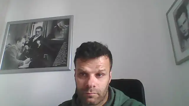 Snapshot of FROCETTO93 chatting on 22, 4, 2026 FROCETTO93 online show from 22, 4, 2026