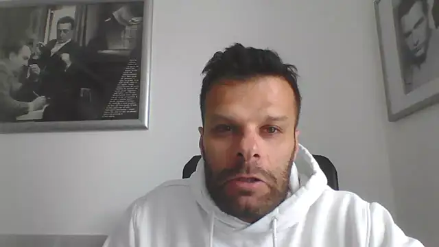Snapshot of FROCETTO93 chatting on 6, 5, 2026 FROCETTO93 online show from 6, 5, 2026