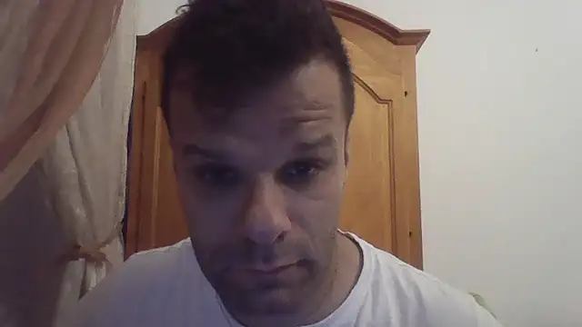 Snapshot of FROCETTO93 chatting on 10, 5, 2026 FROCETTO93 online show from 10, 5, 2026