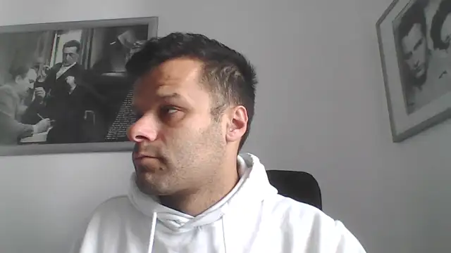 Snapshot of FROCETTO93 chatting on 18, 5, 2026 FROCETTO93 online show from 18, 5, 2026