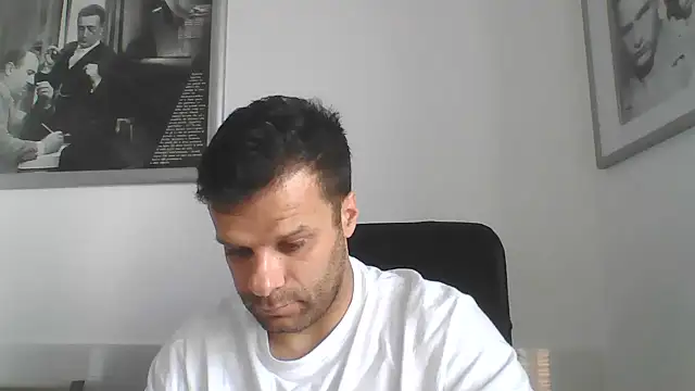 Snapshot of FROCETTO93 chatting on 17, 6, 2026 FROCETTO93 online show from 17, 6, 2026