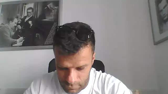 Snapshot of FROCETTO93 chatting on 30, 6, 2026 FROCETTO93 online show from 30, 6, 2026