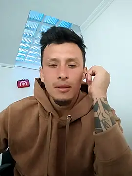 roman thre online show from 6, 10, 2025