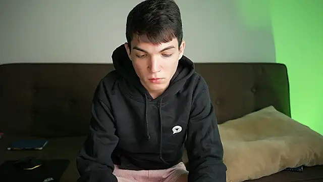 Snapshot of MattyandAiden chatting on 18, 2, 2026 MattyandAiden online show from 18, 2, 2026