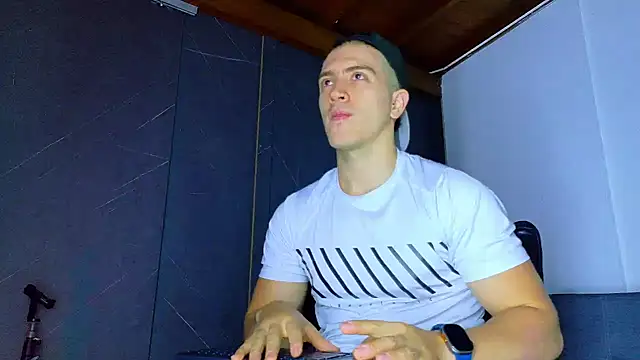 Snapshot of ALANNFERRER chatting on 5, 2, 2026 ALANNFERRER online show from 5, 2, 2026