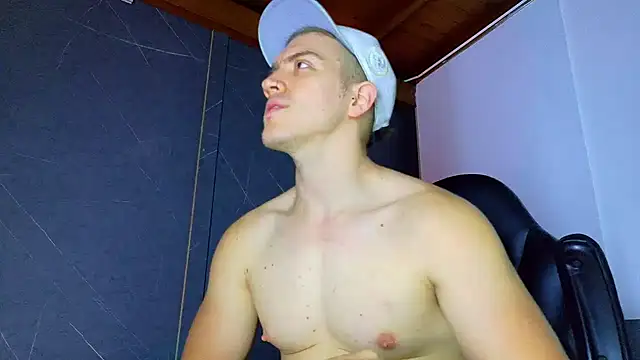 Snapshot of ALANNFERRER chatting on 12, 2, 2026 ALANNFERRER online show from 12, 2, 2026