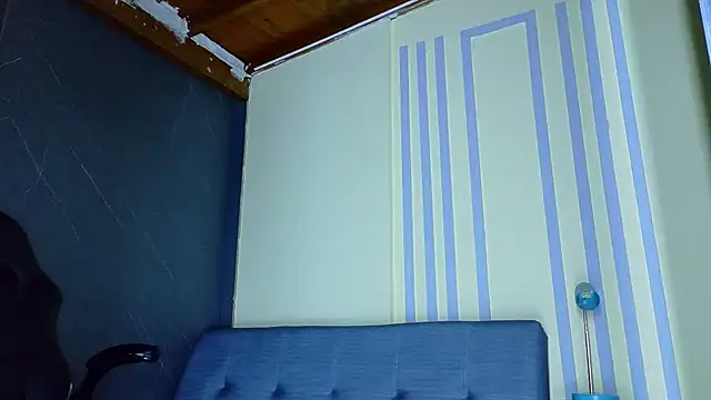 Snapshot of ALANNFERRER chatting on 4, 4, 2026 ALANNFERRER online show from 4, 4, 2026